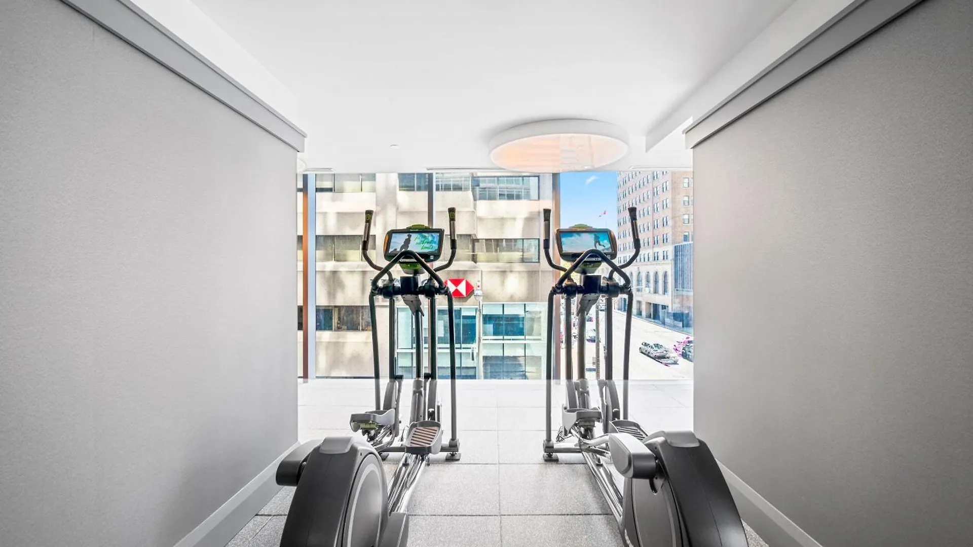 טורונטו Designer One Bedroom Suite - Yorkville 0*,